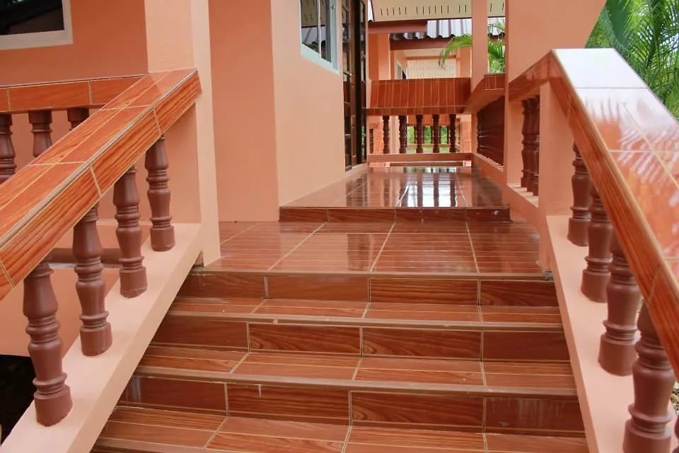 Guest house Baan Mek Lom Hotel Khao Lak